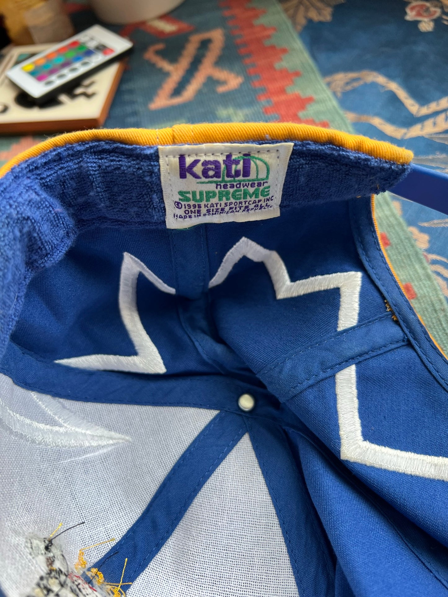 Libby Loggers Kati Sportcap Snapback - Blue Yellow Lightning Bolt