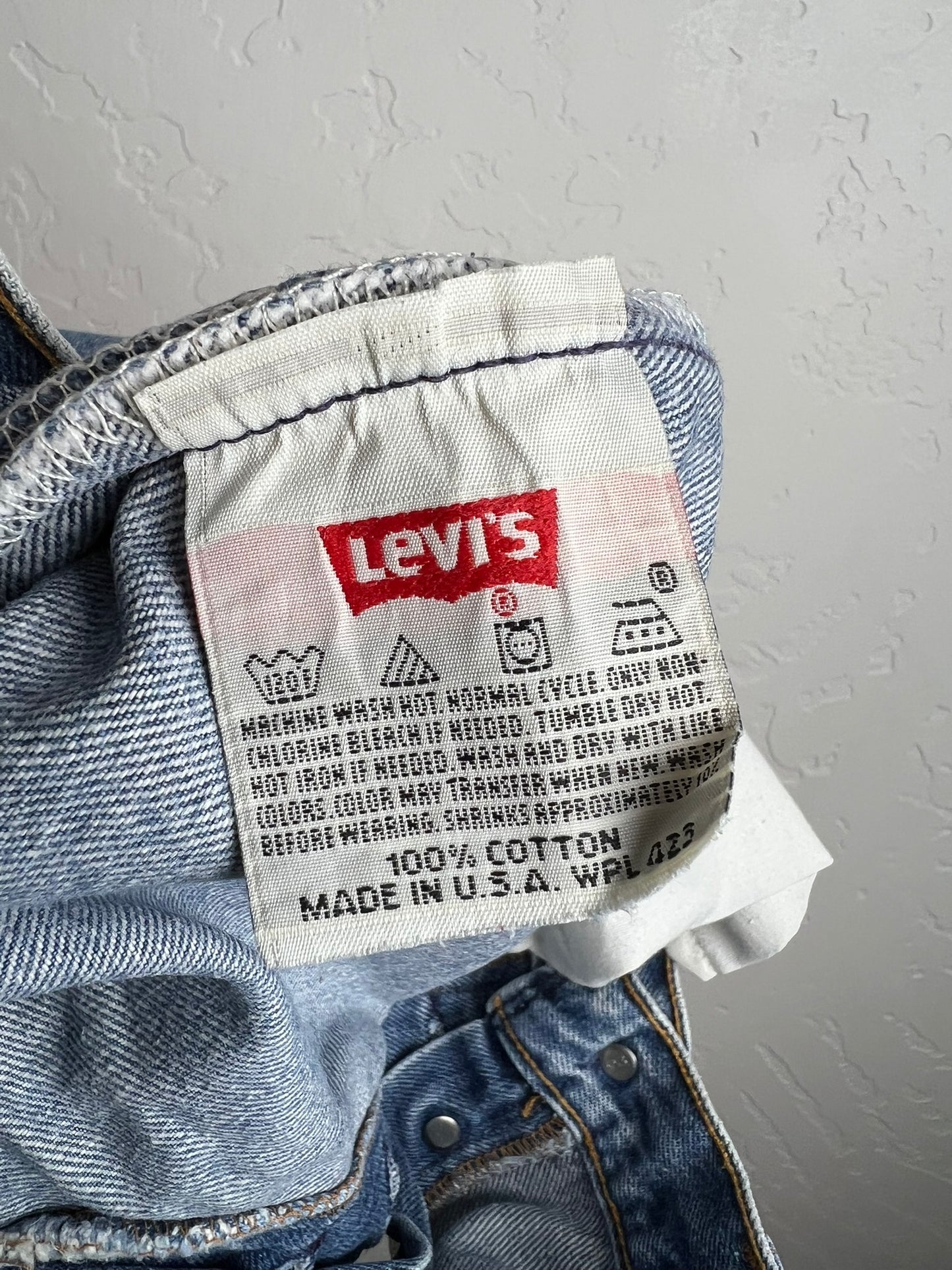 Levi's 501xx Button Fly Jeans Faded Indigo USA - W33 L36
