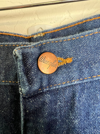 Wrangler High-Rise Cowboy Cut Jeans USA - W27