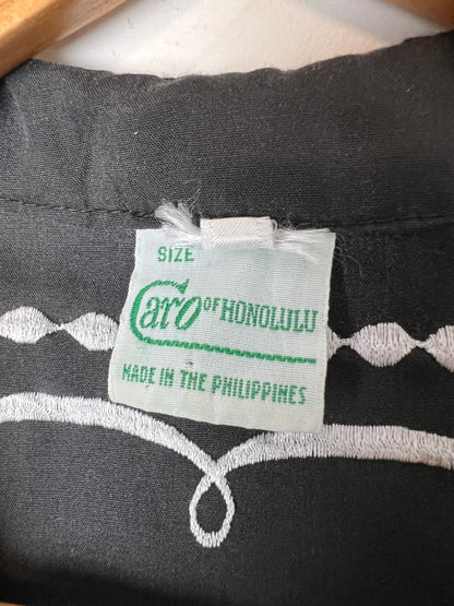 Caro of Honolulu Embroidered Filipino Barong Blouse - L