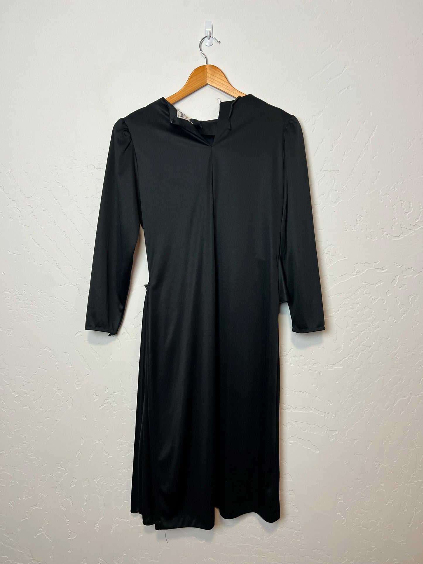 Young Gare Draped Cocktail Dress with Sequin Brooch - M