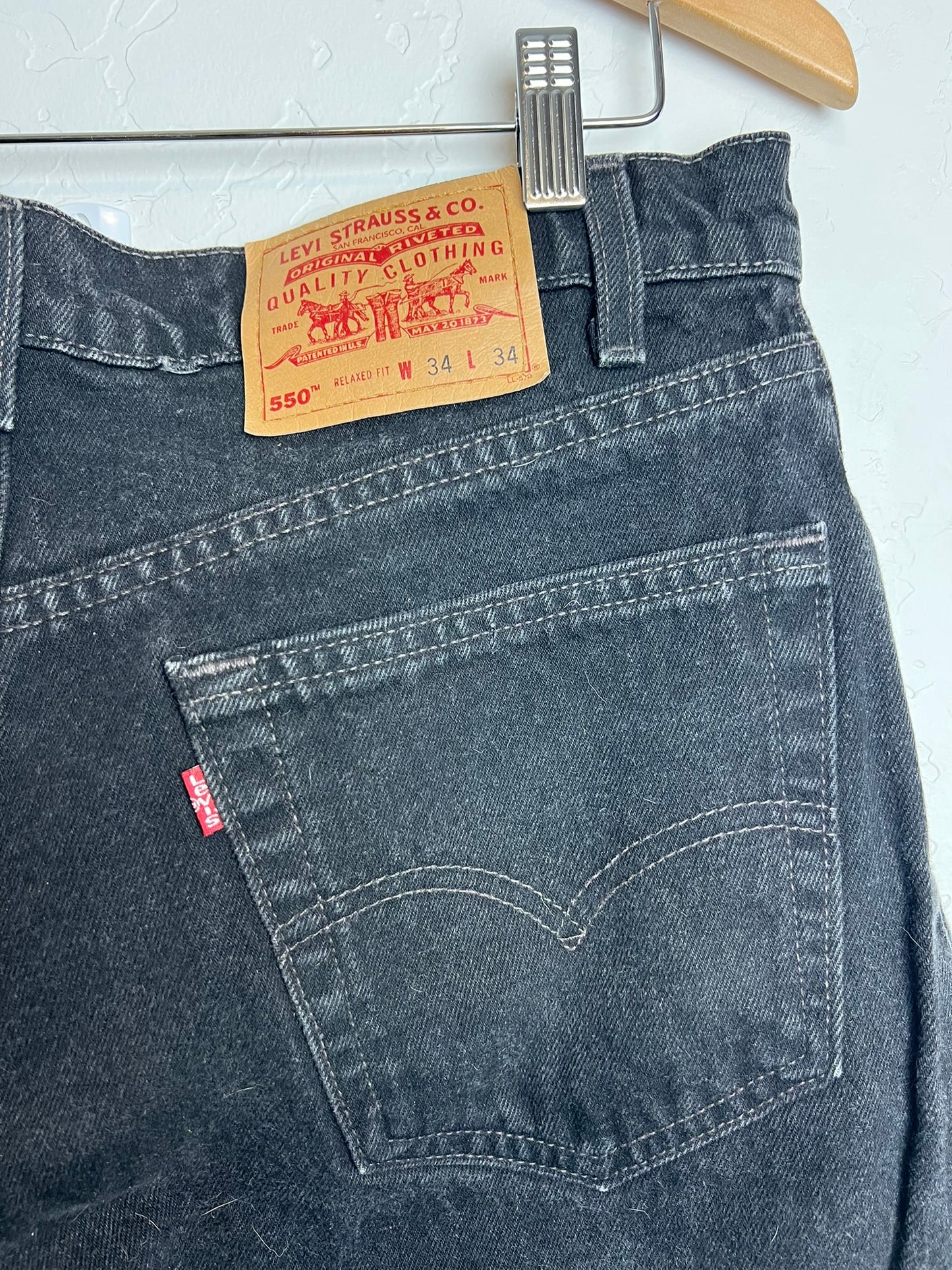 Levi's 550 Relaxed Faded Black Jeans - W34
