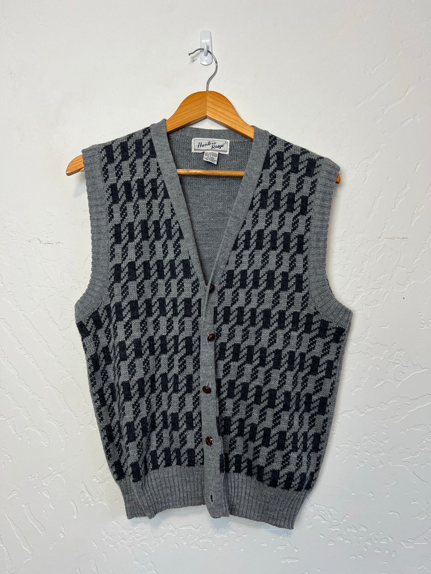 Hunters Ridge Grey & Black Geometric Knit Sweater Vest - Size L