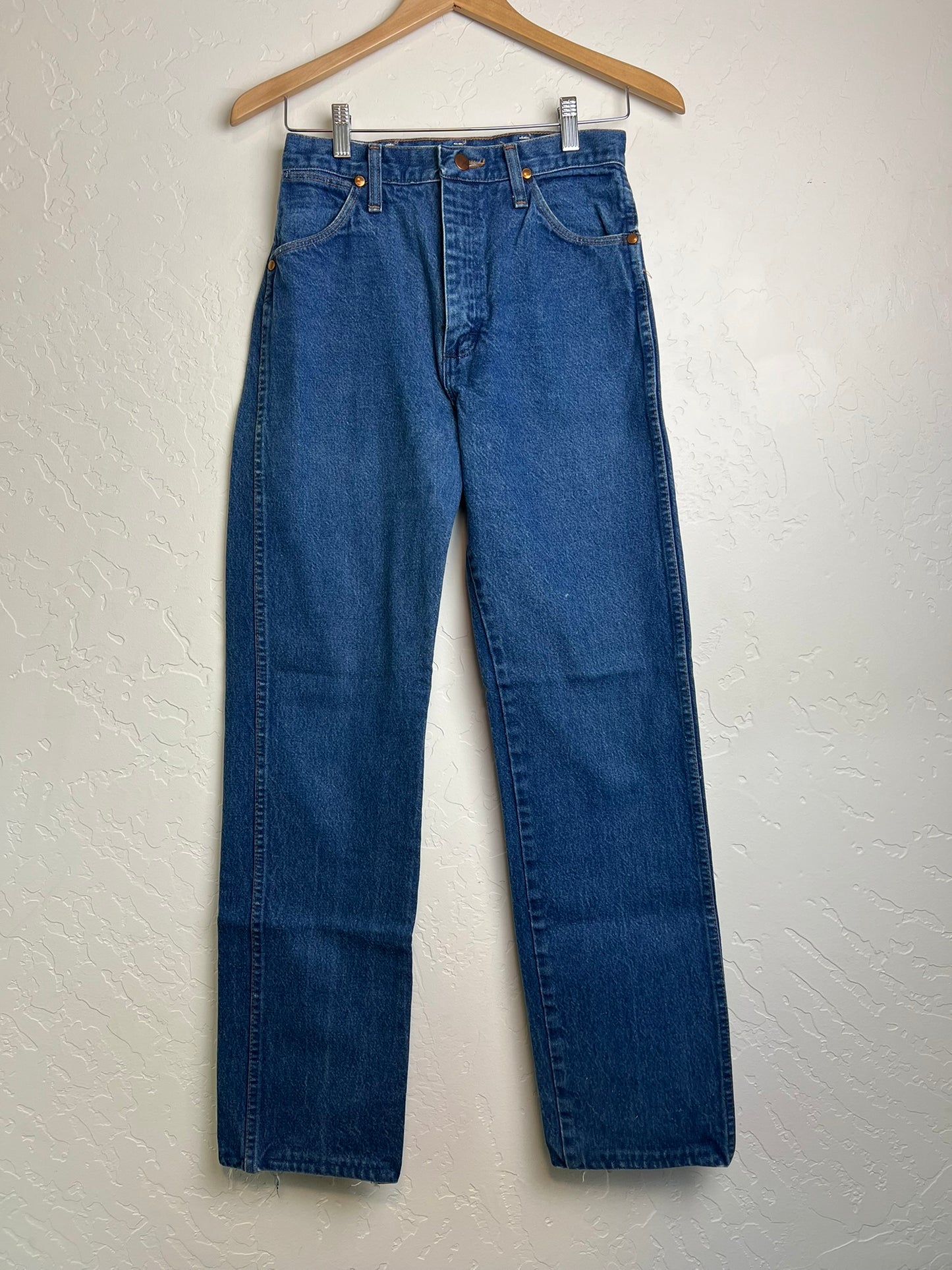 Wrangler High-Rise Cowboy Cut Jeans USA - W26