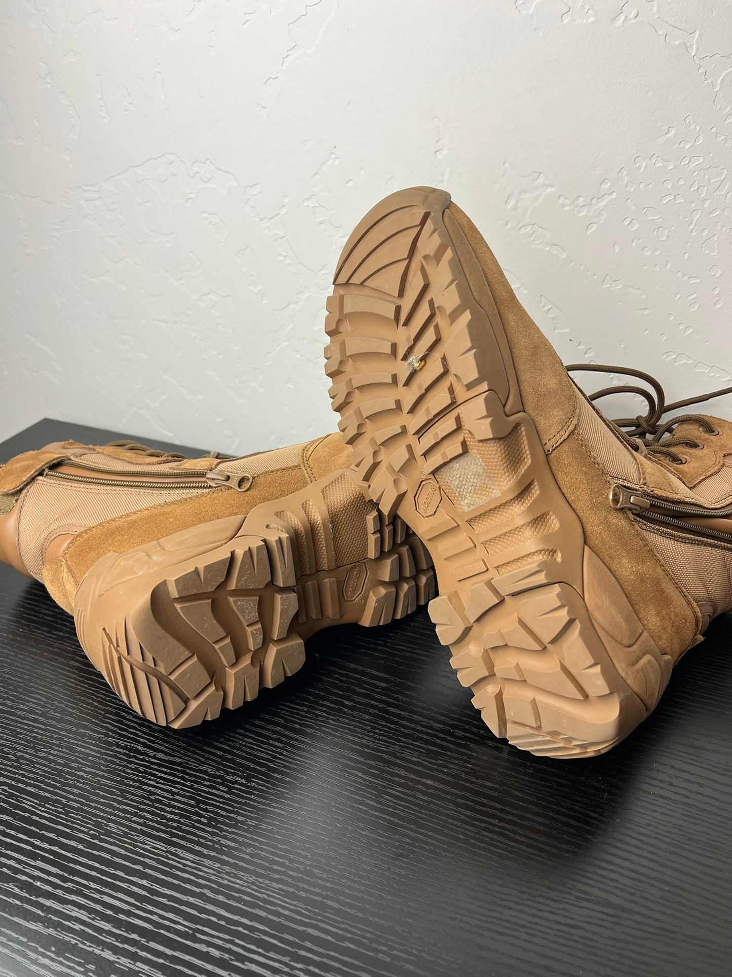 Response Coyote Tactical Side-Zip Boots - US 10