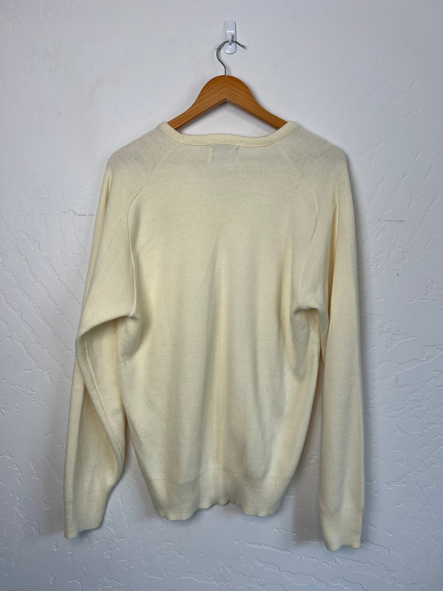 Harvey's Bristol Cream Embroidered V-Neck Sweater - L