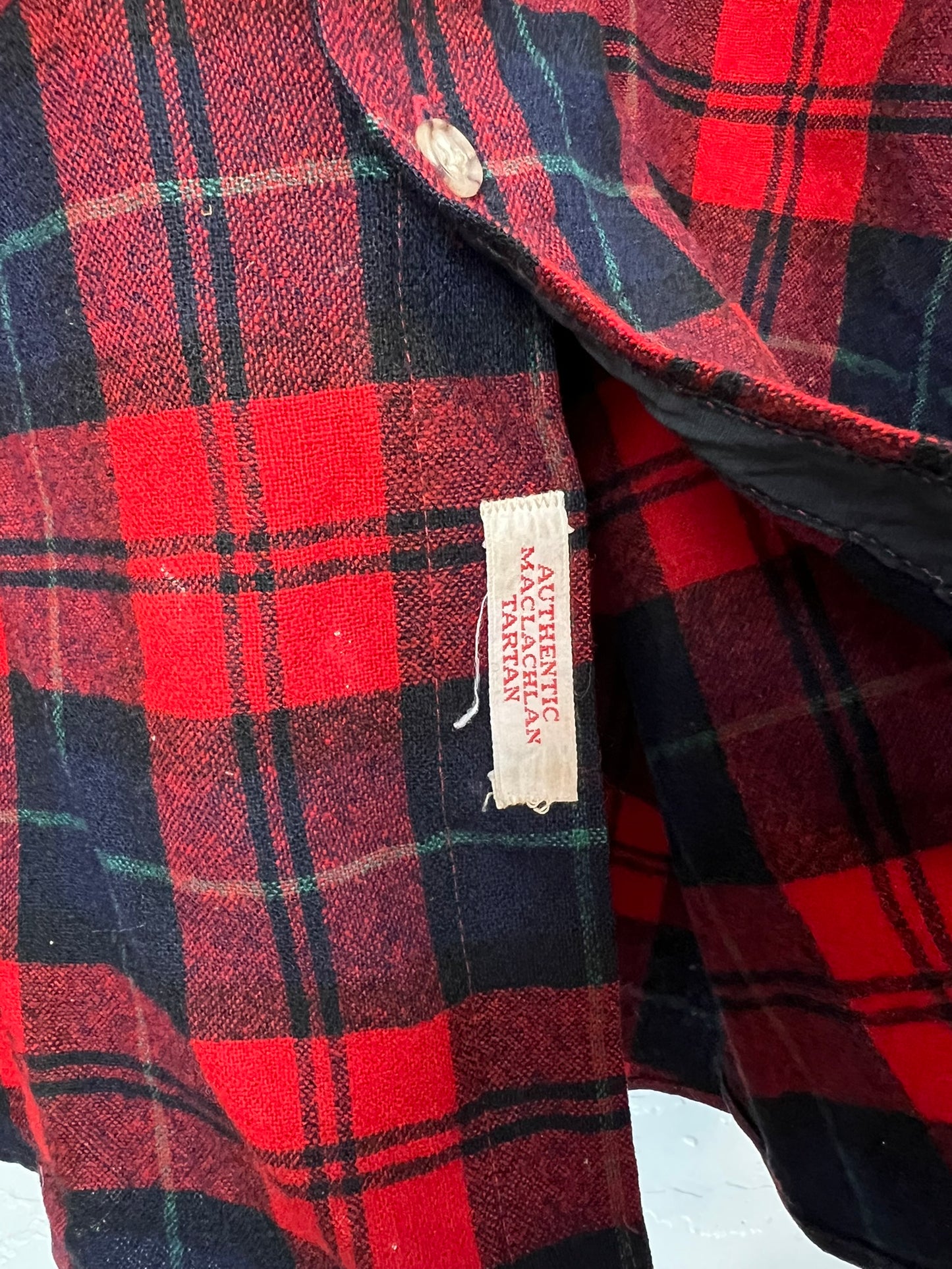 Pendleton Authentic Tartan Wool Flannel in Red and Black - L