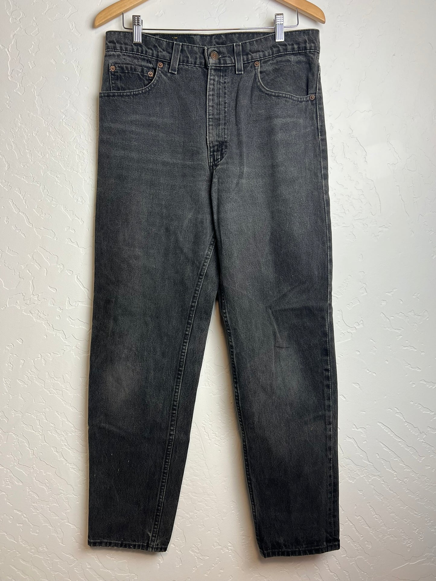 Levi's 550 Faded Black Tapered Jeans USA - W34 L32