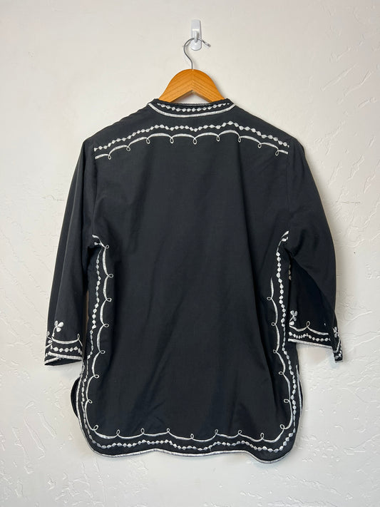 Caro of Honolulu Embroidered Filipino Barong Blouse - L