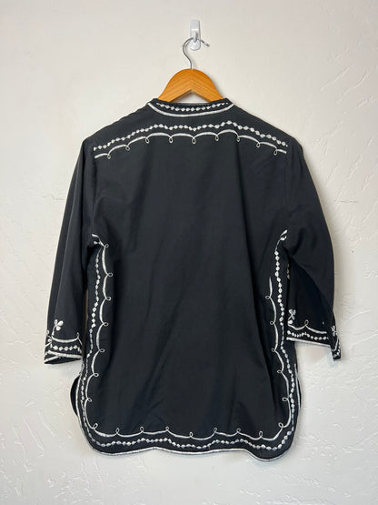 Caro of Honolulu Embroidered Filipino Barong Blouse - L