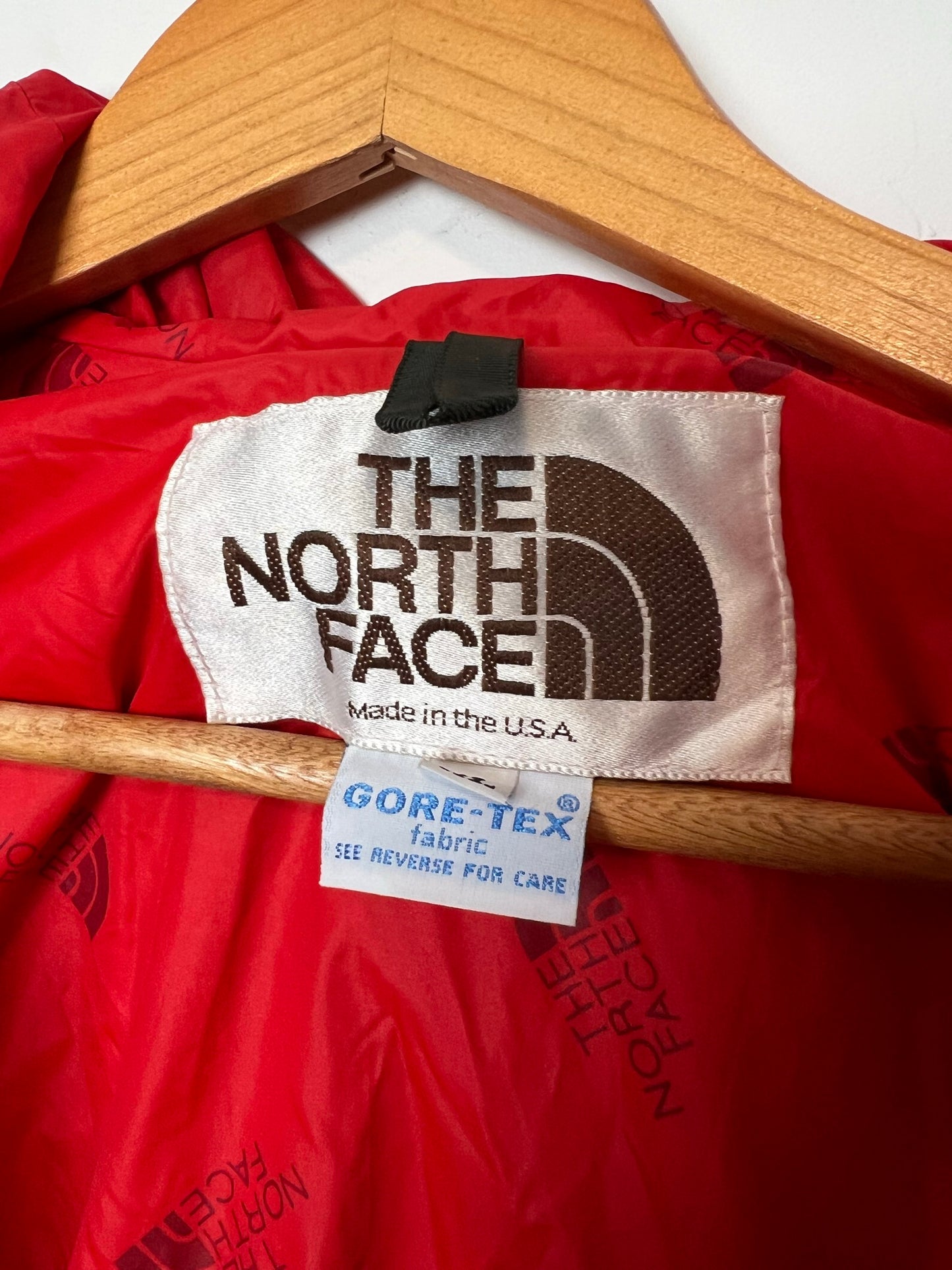 The North Face Gore-Tex Red Rain Suit - Size XL