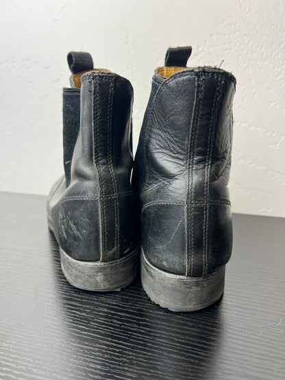 Black Leather Chelsea Boots - US 10