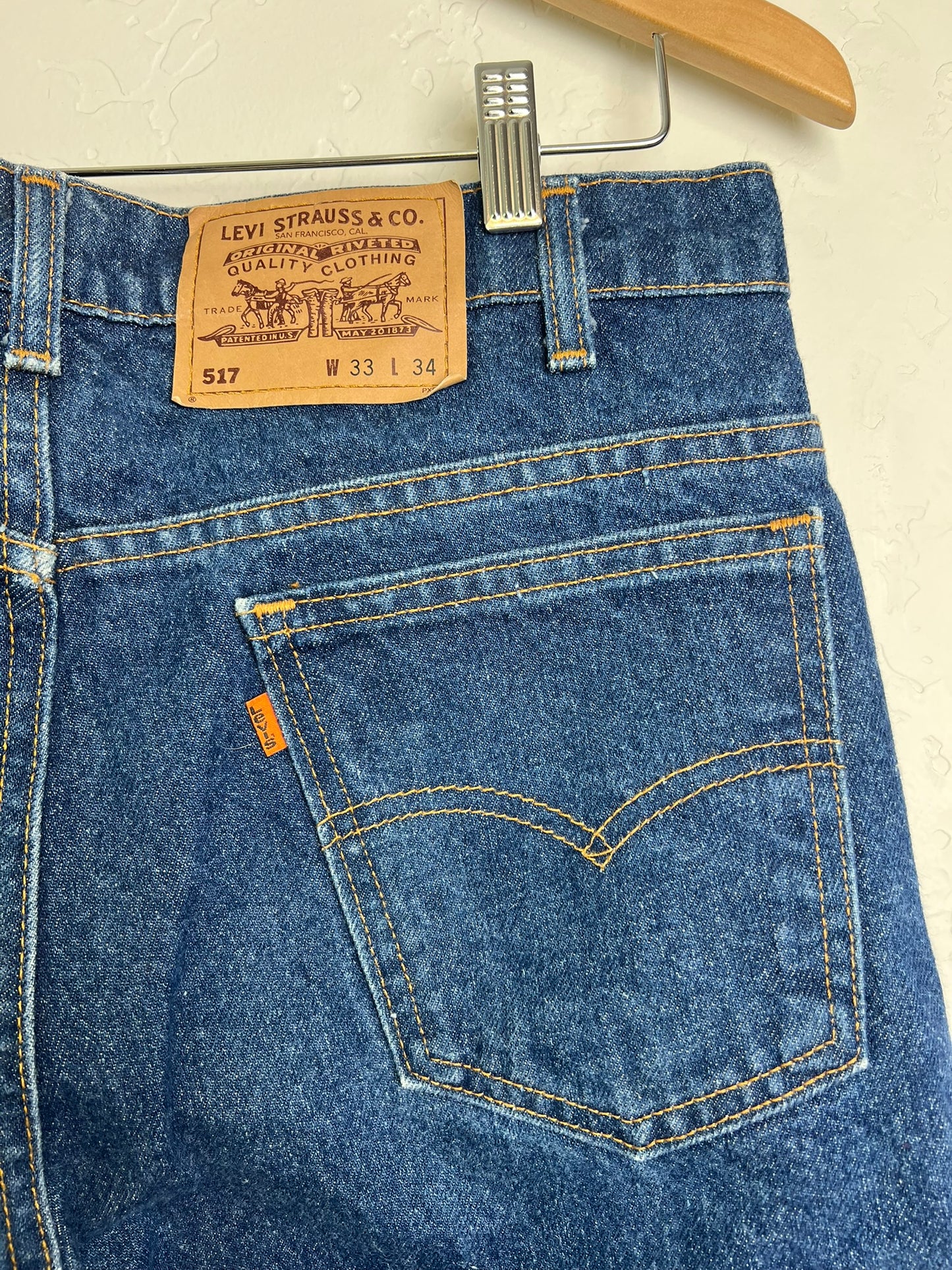 Levi's 517 Orange Tab Bootcut Jeans - 33x34