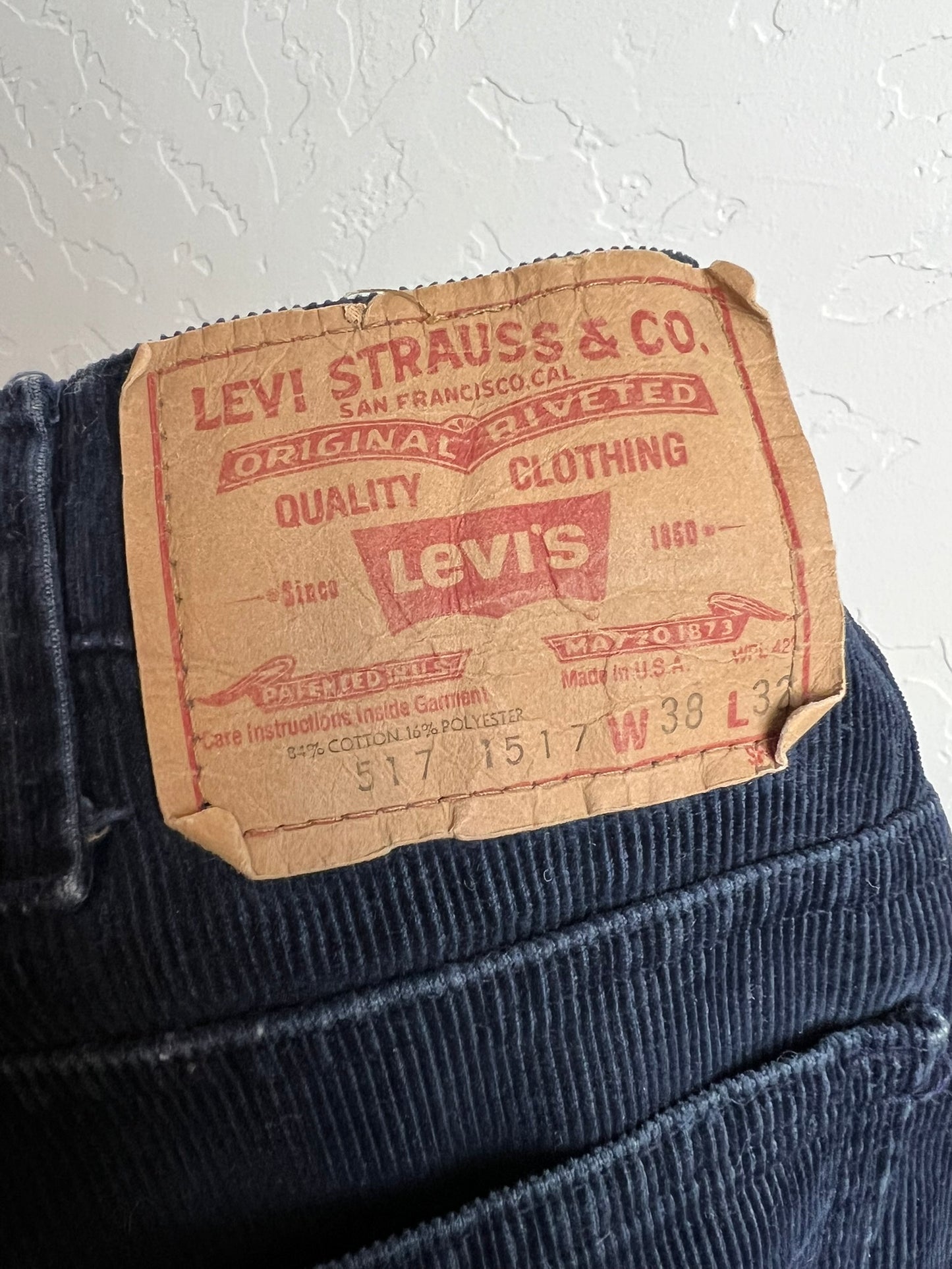 Levi's 517 Corduroy Bootcut Pants - W38