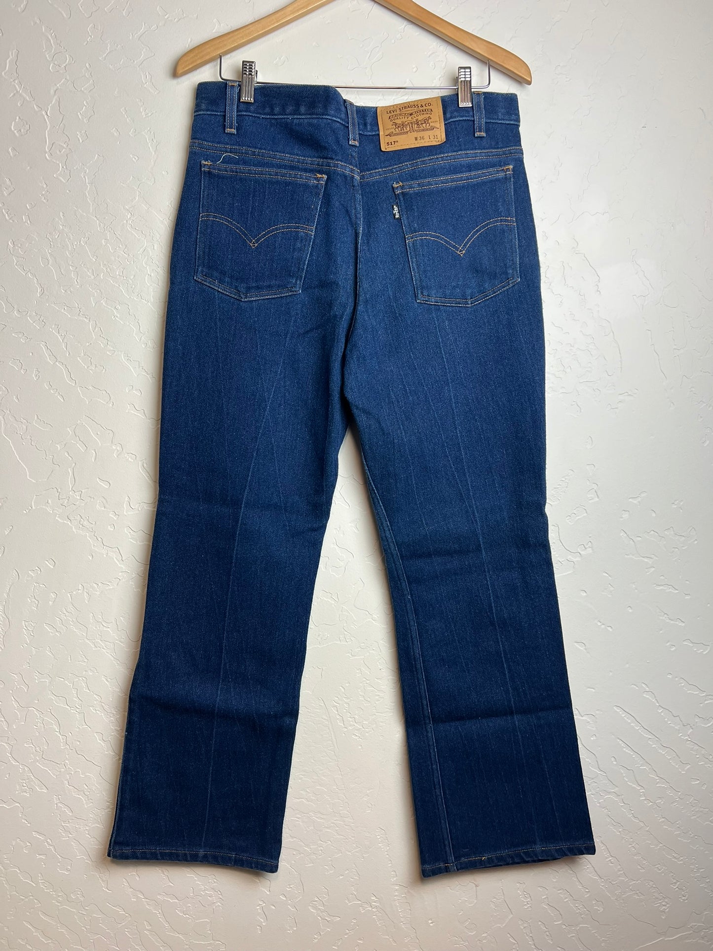Levi's 517 Bootcut Jeans - 36x31