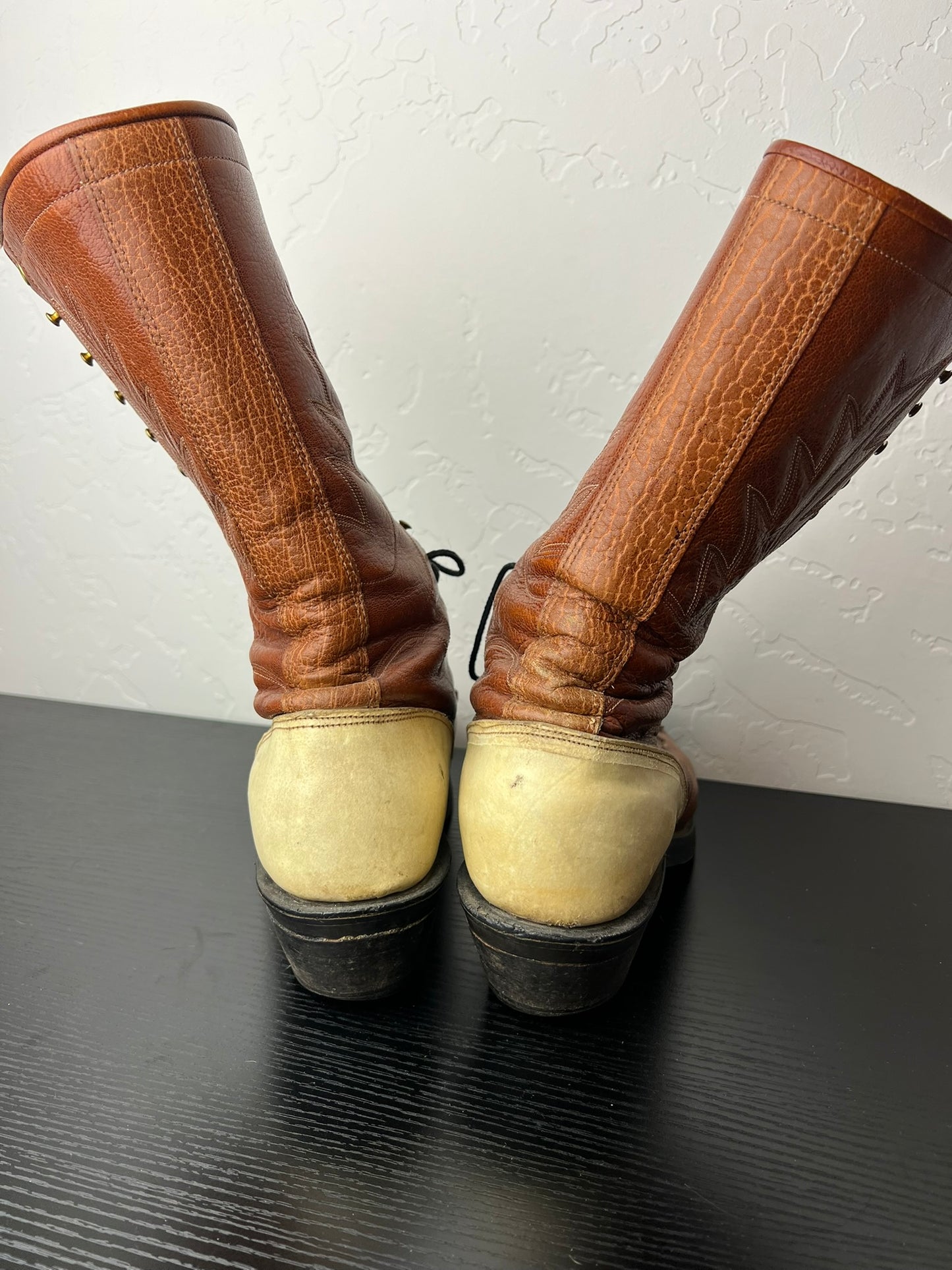Western Outfitters Packer Boots Tooled - 8 D
