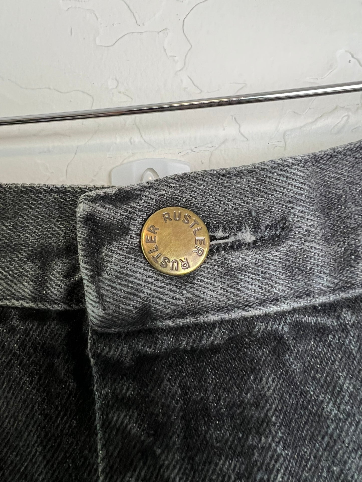 Rustler Legendary Gold Faded Black Jeans USA - 32x32