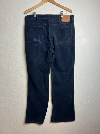 Levi's 517 Corduroy Bootcut Pants - W38