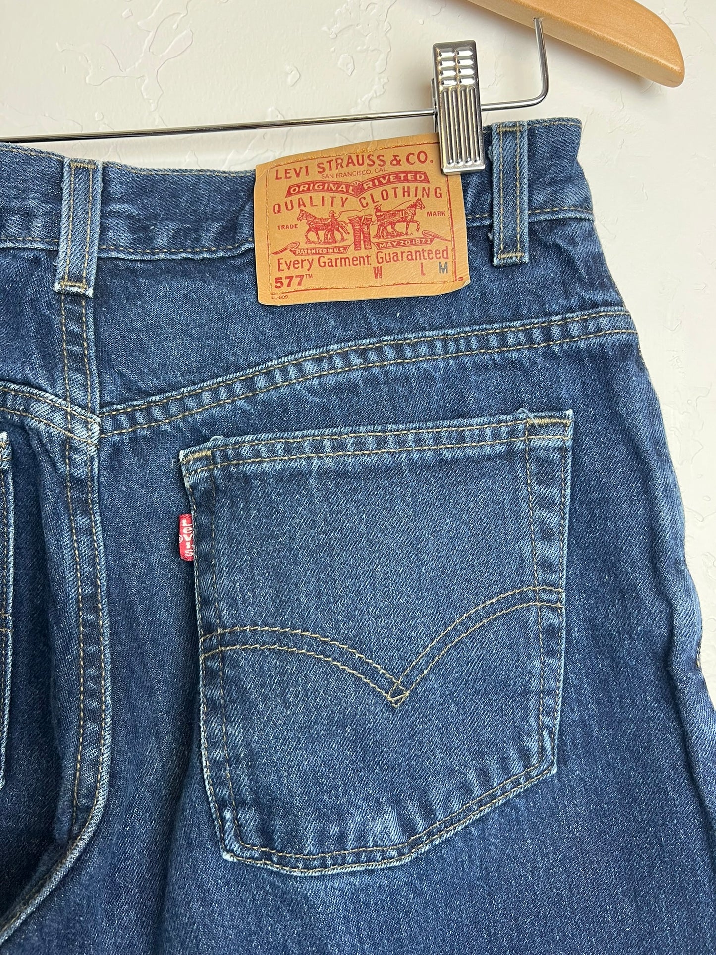 Levi's 577 Low Rise Wide Leg Jeans - W30